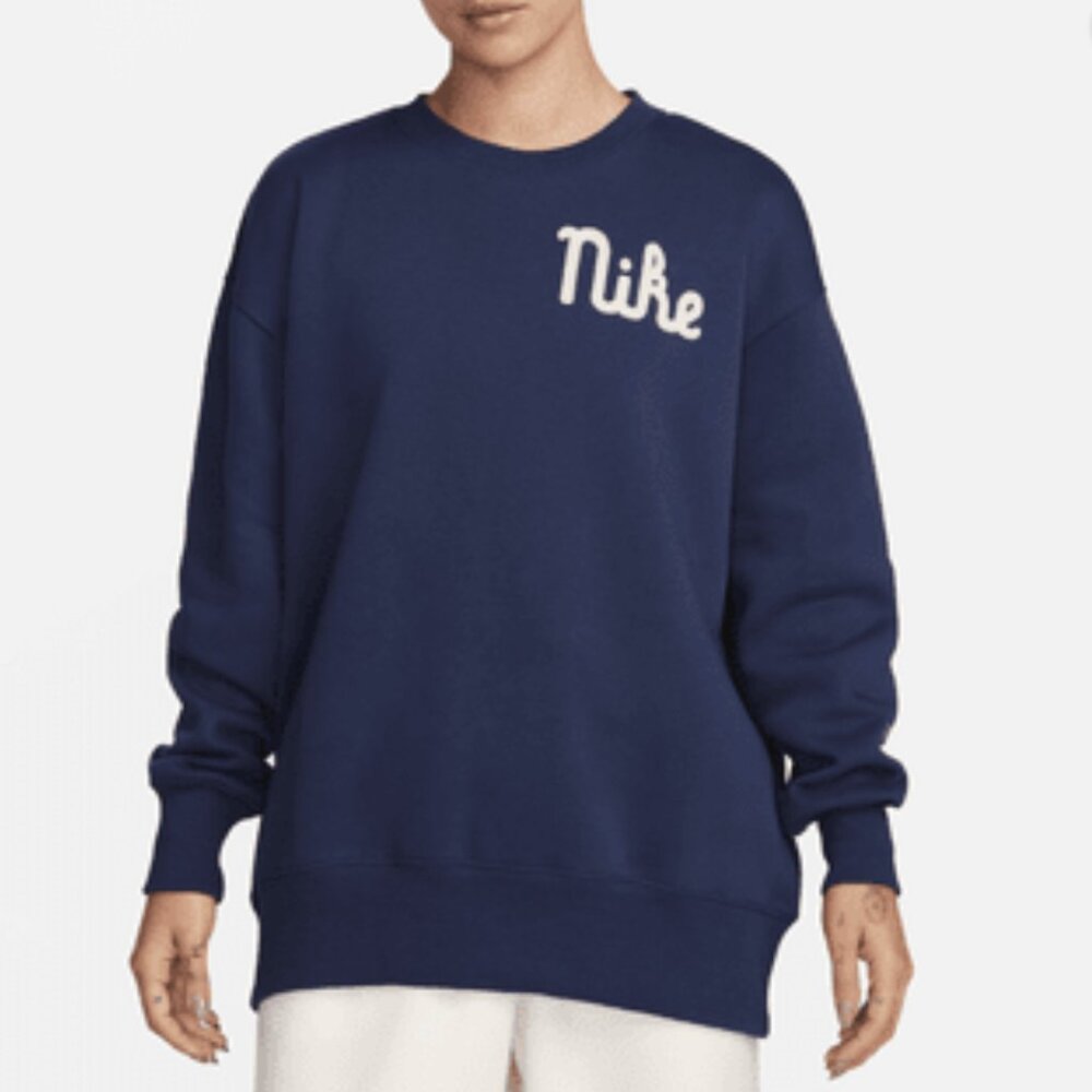 Women Nike Fleece Oversized Crew Neck Sweatshirt in Midnight Navy Size Large